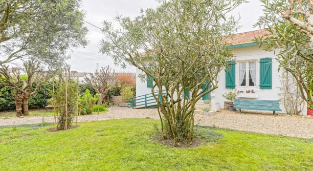 Toki Eder Anglet - Terrasse - Jardin - Océan - 4 chambres, Забронировать Отель Англе French Basque Country