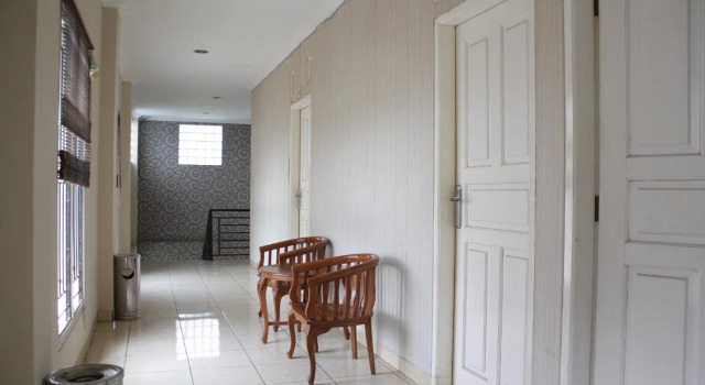 OYO 187 Bintang Jadayat 3, Book Hotel Cisarua West Java