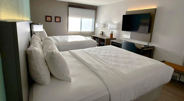 Четырёхместный номер Standard Comfort Inn Gallup I-40 Exit 20