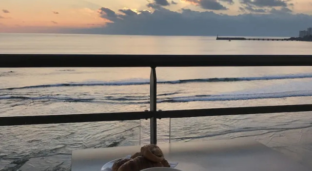Двухместный номер Comfort с балконом и с видом на море Hotel & Spa Les Roches Noires