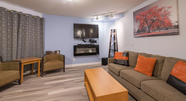 One Bedroom Suite with BBQ & huge Patio, Rezervasyon Daire Canmore daireler, Daire