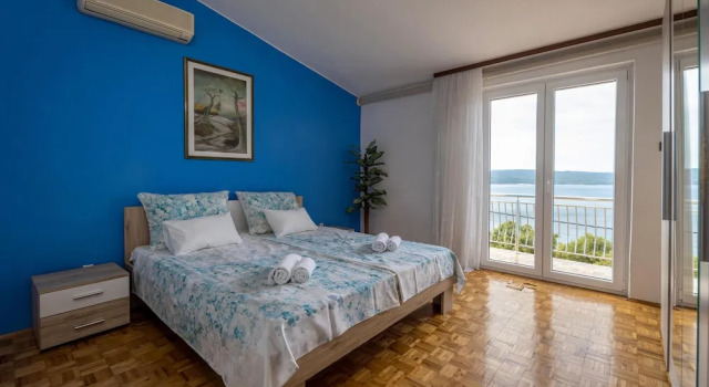 Awesome Home in Dramalj With Wifi and 5 Bedrooms