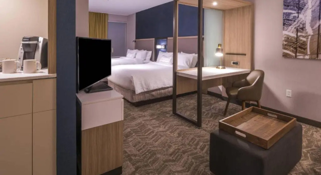 Четырёхместная студия Superior SpringHill Suites by Marriott Fishkill