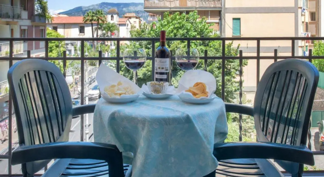 Трёхместный номер Standard с балконом Hotel Ascot Sorrento