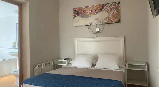 Двухместный номер Standard с балконом Hostal Moscatel