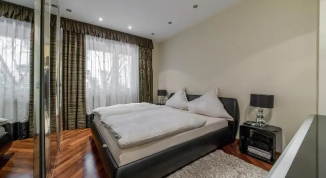 4892 Privatapartment List, Забронировать Апартаменты/квартира Отели Ганновера с парковкой, рядом с Культурный центр «Павильон», Парковка