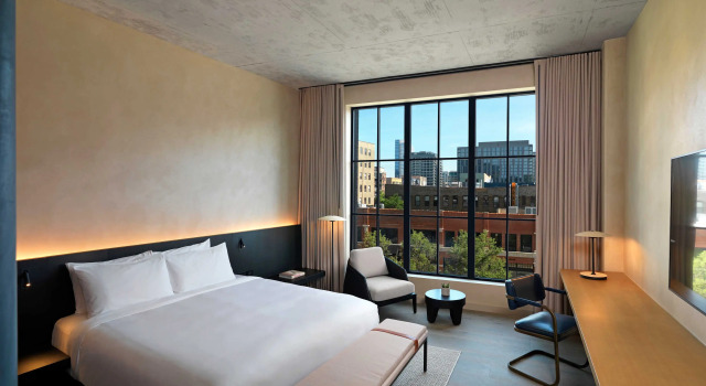 Номер Deluxe с видом на город Nobu Hotel Chicago