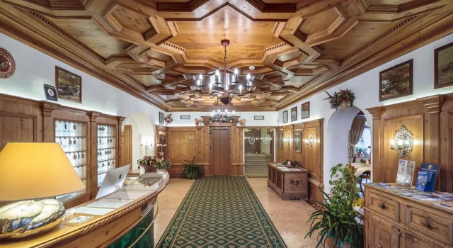 Franceschi Park Hotel