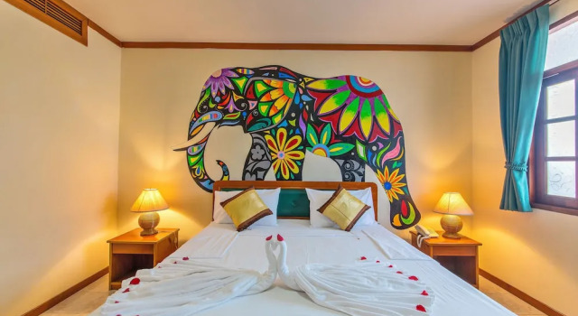 Panda Hotel（Patong Beach）