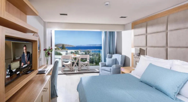Двухместный номер Deluxe с видом на море Elounda Bay Palace, a Member of the Leading Hotels of the World