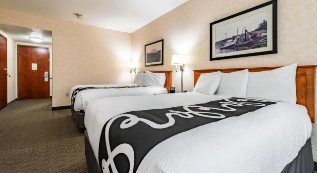 Четырёхместный номер Standard The INN at Gig Harbor