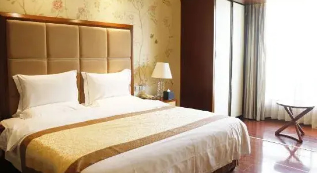 Люкс Deluxe Hentique Huijin Resort Hotel