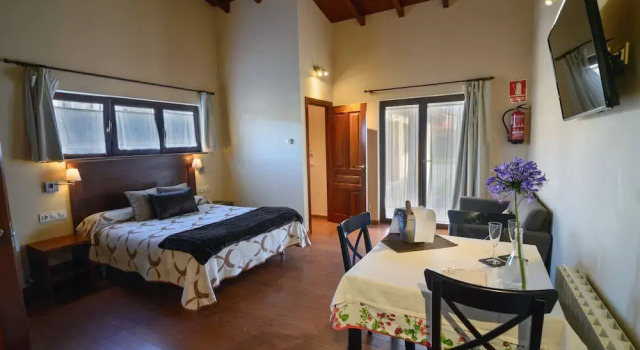 Студия с балконом Casona de Llanorrozo Apartamentos Rurales