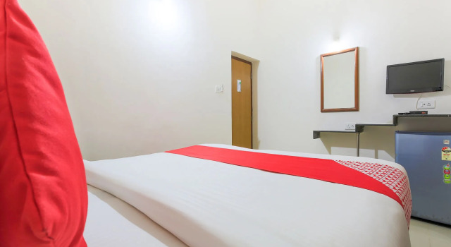 OYO 18552 Irize Emerald, Prenota Hotel Anjuna 