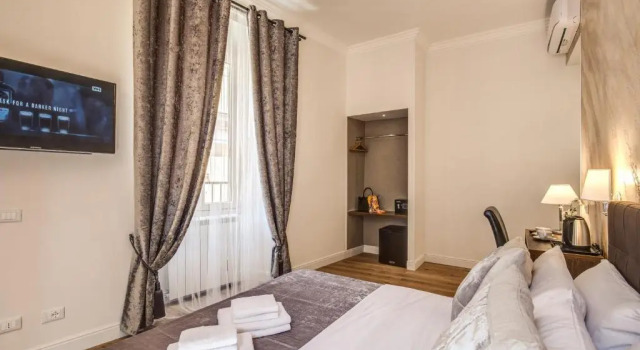 River Luxury Suites
