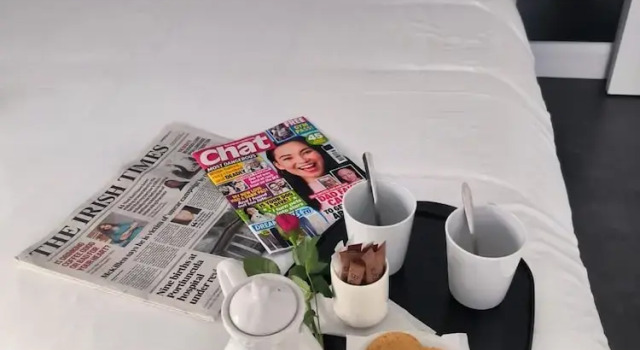 KCM Urban Retreats, Book Condo Hotel Cobh 