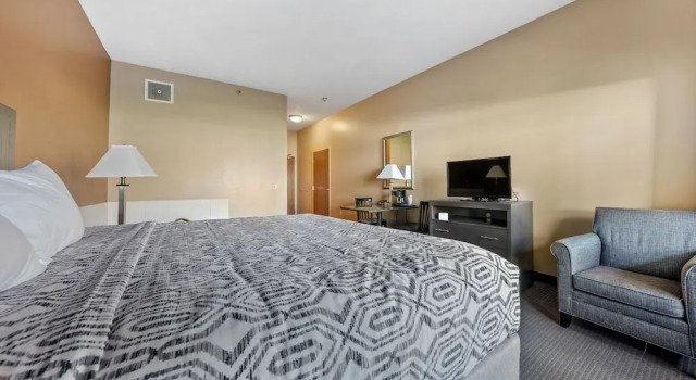 Двухместный номер Standard с видом на озеро Bayshore Resort Downtown Put-in-Bay Island