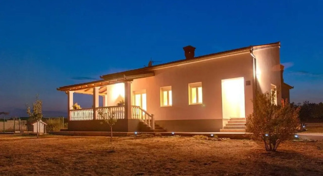 Holiday Home Nina&Tea, Rezervovat Hotel Hotely v Pula Region s parkováním, Parkování