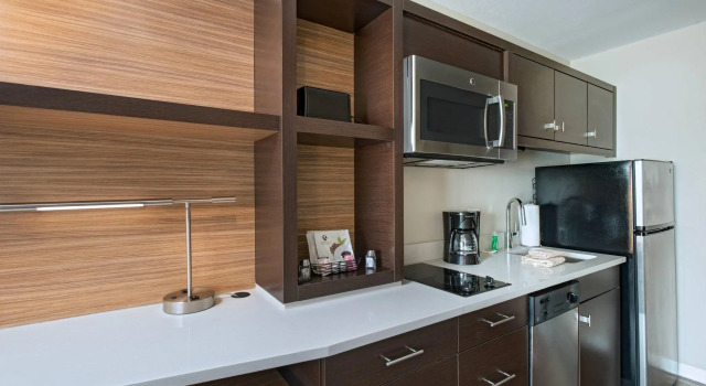 Четырёхместная студия TownePlace Suites Lake Charles