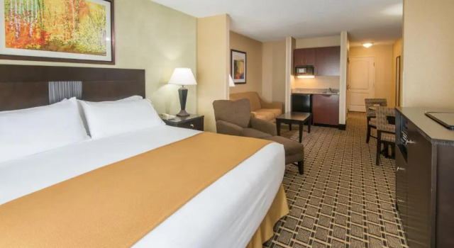 Люкс Holiday Inn Express & Suites - Sharon-Hermitage by IHG
