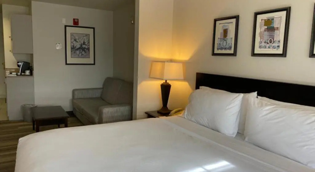 Двухместный номер Standard Hotel Marguerite South Anaheim - Garden Grove, Trademark Collection by Wyndham