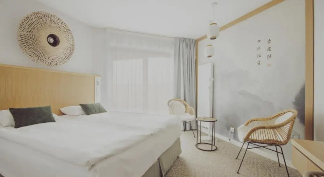 Номер Deluxe Hotel Zhong Hua