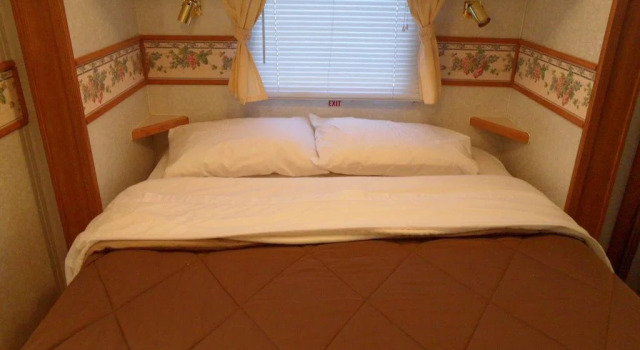 Pahrump RV Park & Lodging, Prenota Hotel Hotel a Missouri con parcheggio, Parcheggio