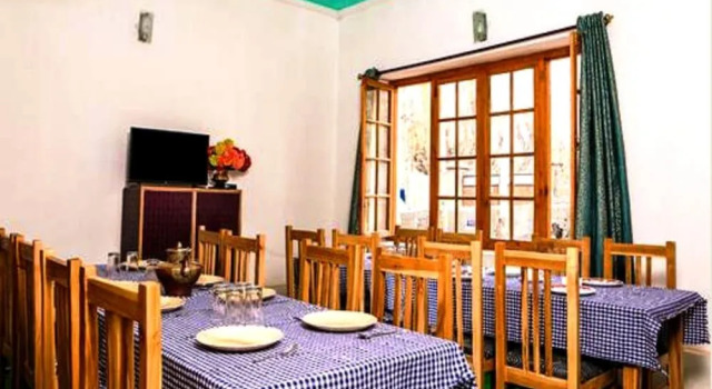 TIH Ladakh Orchard House, Забронировать Отель Отели Джамму и Кашмира с завтраком, Завтраки