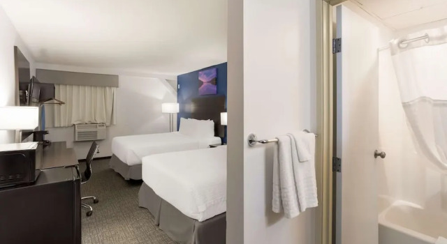 Четырёхместный номер Standard SureStay by Best Western Presque Isle