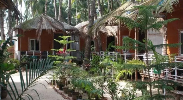 Manfredi's Resort, Prenota Resort South Goa Goa