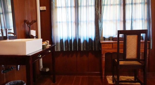Baan Kham Wan Hotel