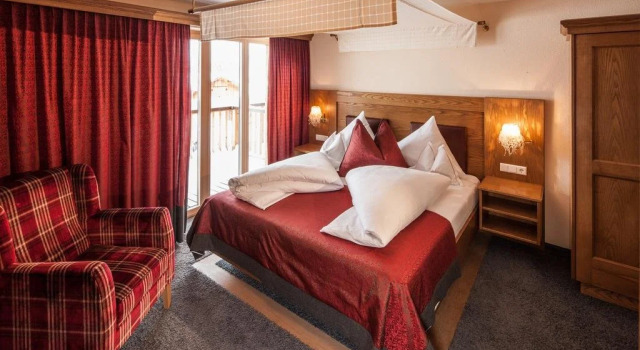 Hotel & Chalet Montana, Book Chalet Villaer i Vorarlberg, Villa