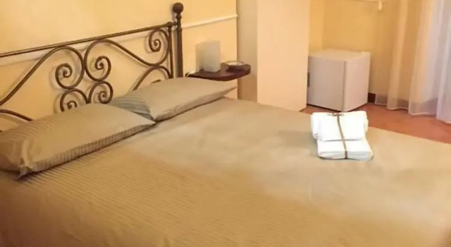 Трёхместный номер Standard с балконом и с видом на город B&B Lumasa