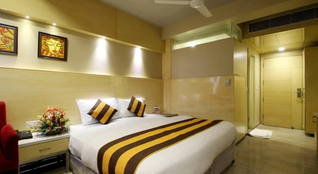 Hotel Krishna Plaza Just Near New Delhi Station And Connaught Place By M S Hospitality, Забронировать Отель Дели Национальный столичный округ Дели