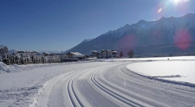 Adlerhof am Sonnenplateau, Rezervați Hotel Wildermieming Mieminger Plateau