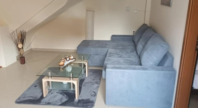 Mary's apartment