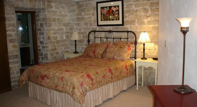 Harbor Guest House, Забронировать Гостевой дом Фиш-Крик Door County, рядом с Исторический дом-музей Александра Нобла