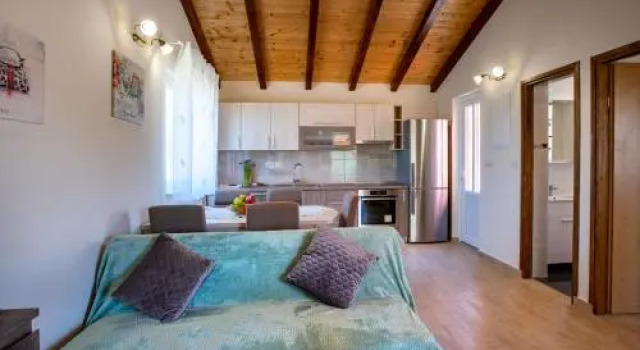 Apartments Mama, Prenota Appartamento Hotel a Isole Quarnerine con parcheggio, Parcheggio