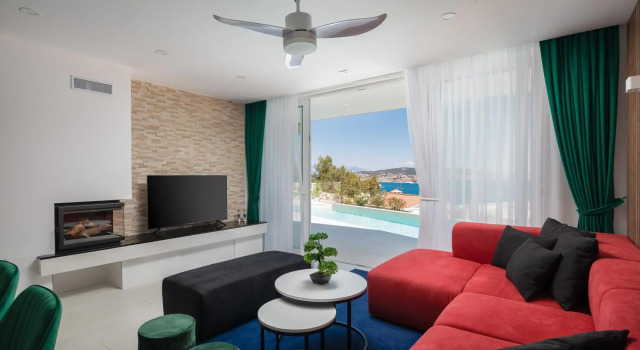 Villa Adria View with Heated Pool II, Забронировать Вилла Отели Трогир с бассейном, рядом с Частный Пляж «Сикрет Гарден Барада Бич Апартмент», Бассейн