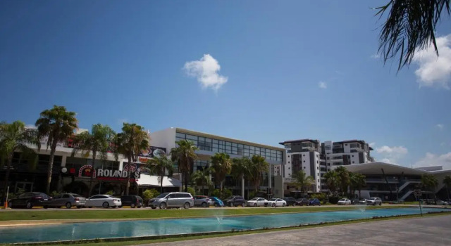 Апартаменты Pool View 3 Bedroom Apartment