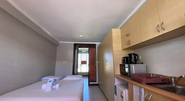 Студия Comfort Island Travelers Acccommodation