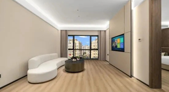 Люкс Deluxe ouganhotel