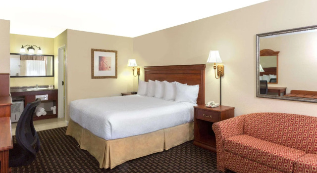 Двухместный номер Business Days Inn by Wyndham Port Charlotte Town Center