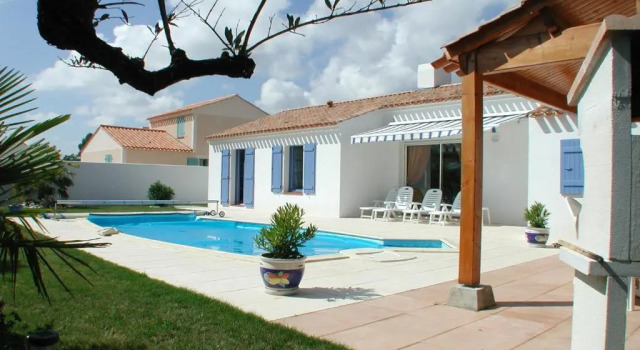 Вилла с 4 комнатами Madame Vacances Le Domaine de Vertmarines