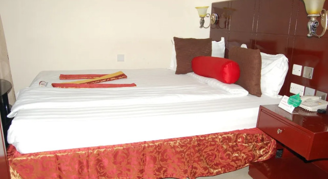 Номер Standard с балконом Nemax Royal Hotel