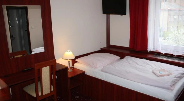 Hotel Hynek, Rezerwuj Hotel Tanie hotele w Kraj hradecki