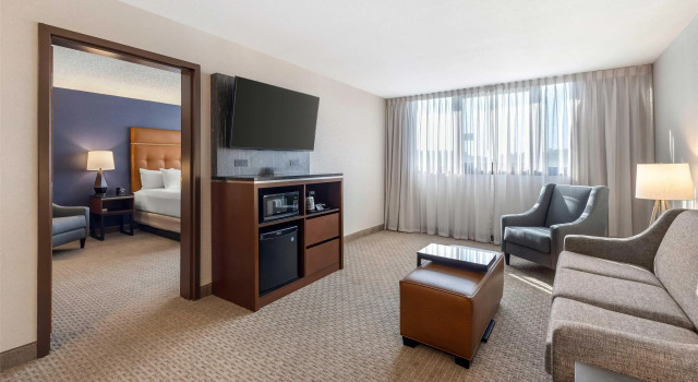 Двухместный люкс с 2 комнатами Drury Inn & Suites Paducah