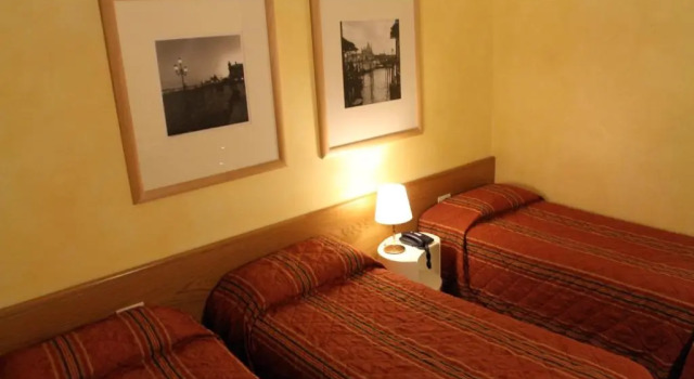 Трёхместный номер Club Hotel
