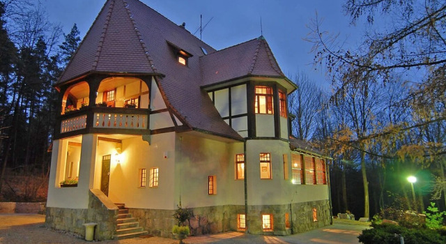 Lawendowe Wzg rze Zache mie, Забронировать Отель Отели Еленя-Гура 3 звезды, 3*