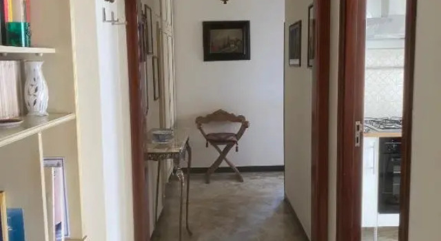 Apartment via Antica Romana